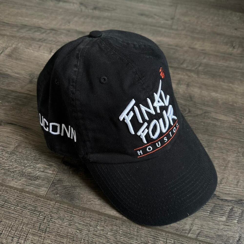Vintage 2011 Team Nike Uconn Huskies Final Four Hat Cap
